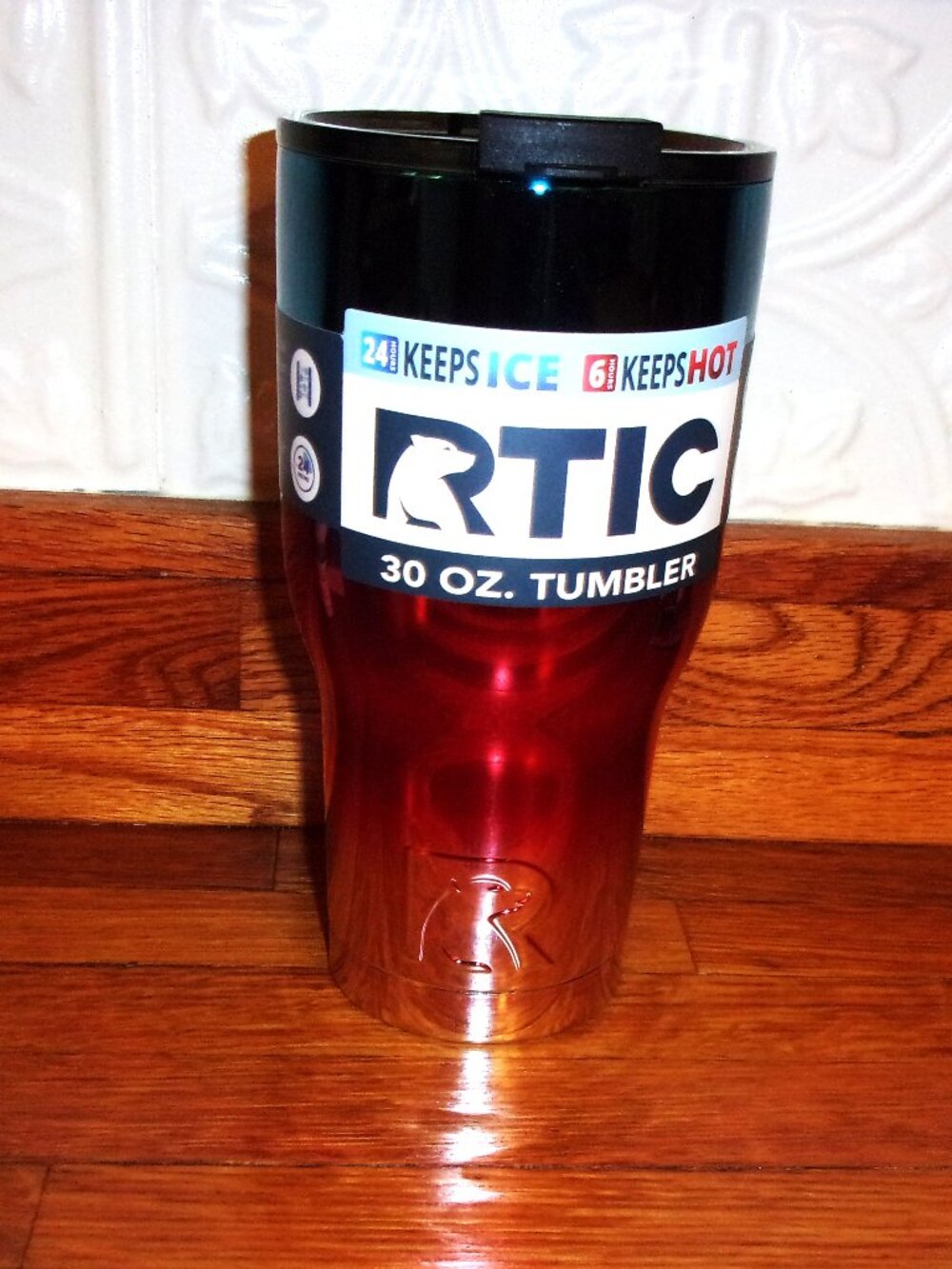 NEW RTIC 30 OZ. TUMBLER